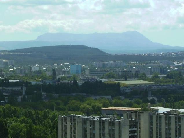 Simferopol panorama with the mountain Tschatyr-Dag (Picture: City of Simferopol)