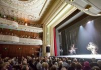 Theater Heidelberg - Blick in den Alten Saal bei einer Vorstellung am 'Tag der Theater'