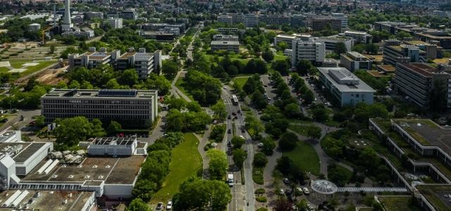 Luftbild vom Neuenheimer Feld in Heidelberg.