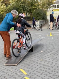 Kinder beim Aktionstag für nachhaltige Mobilität