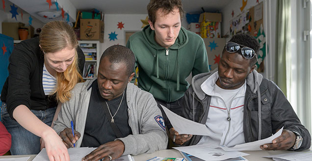 Language course for refugees (Photo: Rothe)