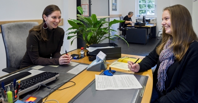 Consultation in the Administration Office Rohrbach. (Photo: Rothe)