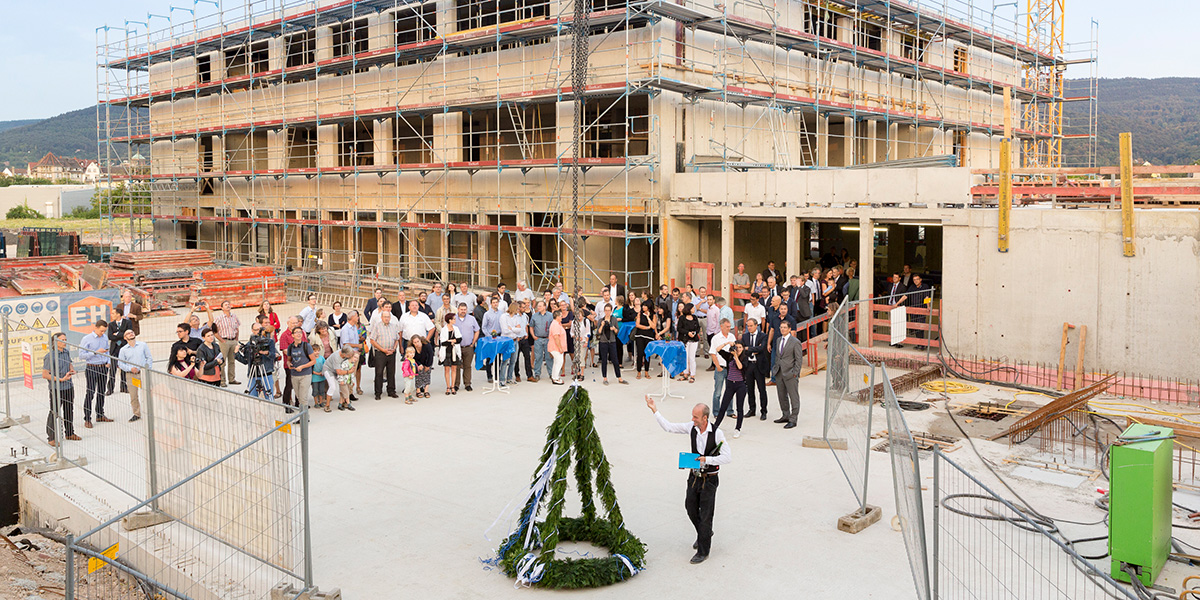 Topping out ceremony b³ (Photo: Buck)