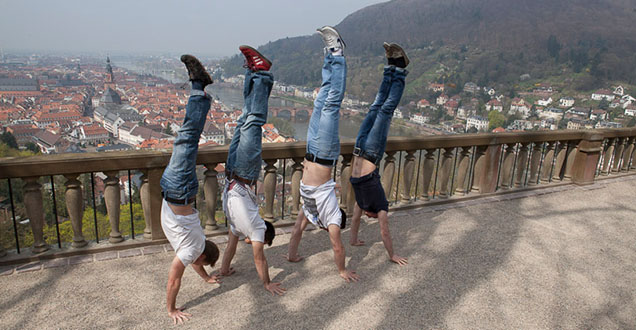 Gymnasts at the Castle (Photo: Buck) Gymnasts at the Castle (Photo: Buck)