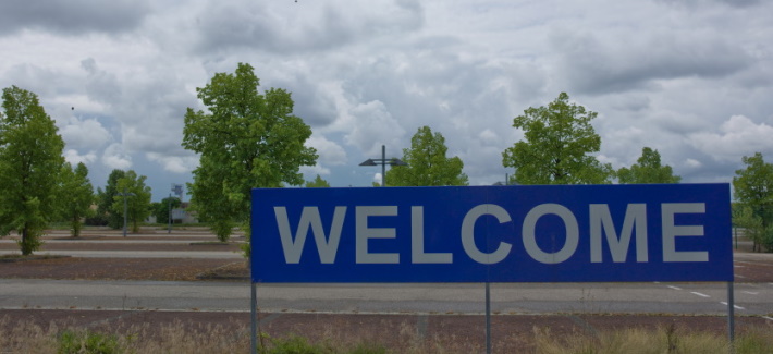 Schild mit Aufdruck Welcome (Foto: Steffen Diemer) Schild mit Aufdruck Welcome (Foto: Steffen Diemer)