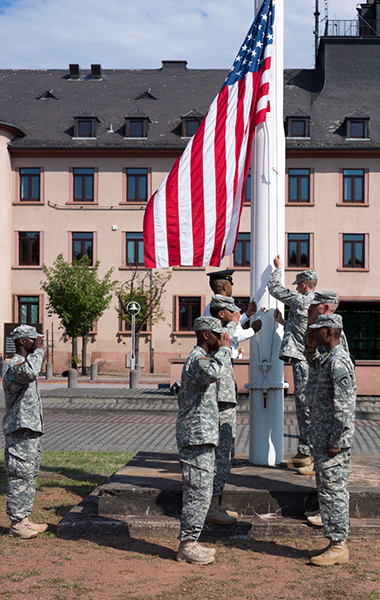 Farewell and banner applause of the U.S. Army (photo: Diemer)