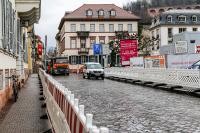 Ein Teil der Haupt-Straße ist mit einem rot-weißen Bau-zaun eingezäunt (Foto: Stadt Heidelberg)