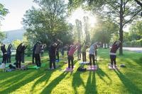 Yoga am Neckar bei Sonnenaufgang (Foto: Arndt)