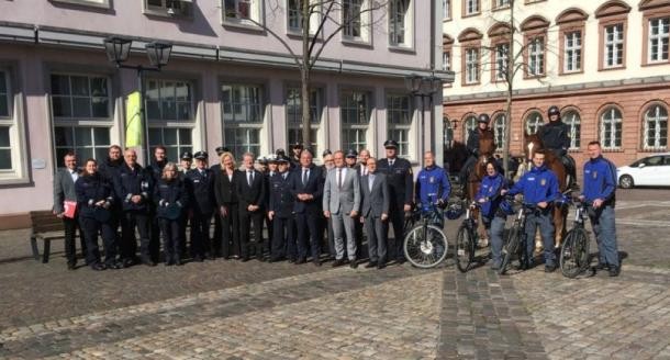 Die Einsatzkräfte des KOD im Rahmen der Pressekonferenz zur Jahresbilanz der Sicherheitspartnerschaft am 29. März 2019 auf dem Kornmarkt.