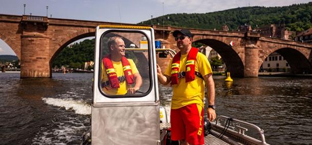 OB Würzner bei einem gemeinsamen Einsatz mit der DLRG Heidelberg (Foto: Dittmer)