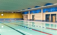 Schwimmerbecken im Hallenbad Hasenleiser (Foto: Stadtwerke Heidelberg)