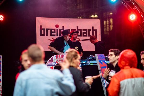 Elektronische Musik von den Breidenbach-DJs.