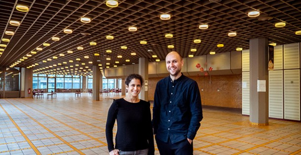 Shiva Hamid und Wulf Kramer sind die Akteure der Zwischennutzungsagentur Team Z. (Foto: Hotz) Shiva Hamid und Wulf Kramer sind die Akteure der Zwischennutzungsagentur Team Z. (Foto: Hotz)