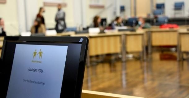 Feedback Meeting Online-Fragebogen und Lotsenservice (Foto: Stadt HD) Feedback Meeting Online-Fragebogen und Lotsenservice (Foto: Stadt HD)