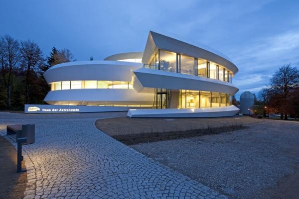 Das Haus der Astronomie (Foto: Fuchs-HeidelbergCement)