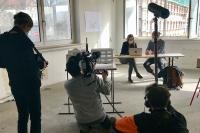 Dreharbeiten des ZDF im neuen Büro der HEG im Heidelberg Innovation Park (Foto: Bürgerwerke eG) Dreharbeiten in einem Büro