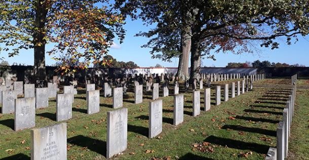 Gedenkstätte Gurs (Foto: Simone Traub, Stadt Karlsruhe) Gedenkstätte Gurs