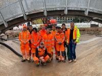Stolze Leistung: Die fleißigen Azubis mit Teammitgliedern des städtischen Regiebetriebs Gartenbau. (Foto: Stadt Heidelberg) Mitarbeiter des städtischen Regiebetriebs Gartenbau.