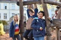 Wie geht’s weiter nach der vierten Klasse? Eine Orientierung über das vielfältige Angebot der weiterführenden Schulen in Heidelberg gibt der Schulwegweiser auf der Internetseite der Stadt Heidelberg. (Foto: Peter Dorn) Drei Schulkinder