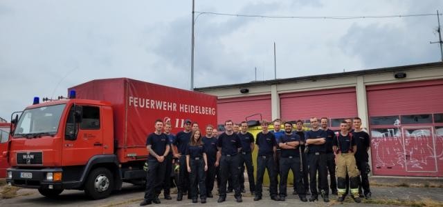 Gruppenbild der Helfer am Ende der Aufräumaktion