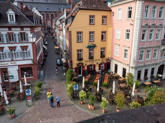 Steingasse zwischen Alter Brücke und Heiliggeistkirche