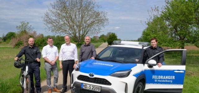 Gruppenbild auf dem Feld