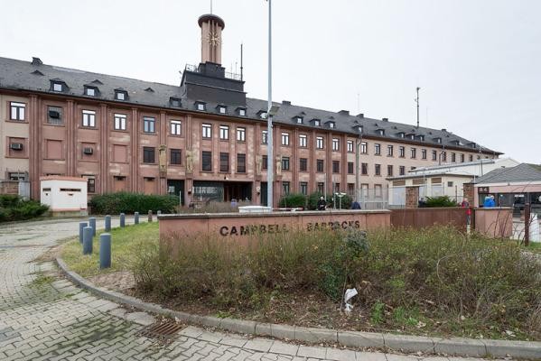 Campbell Barracks Vorderansicht Torhaus (Foto: Rothe)