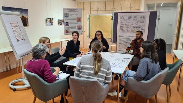 Zweiter Arbeitskreis zum Stadtentwicklungskonzept (Foto: Kokonsult) Zweiter Arbeitskreis zum Stadtentwicklungskonzept