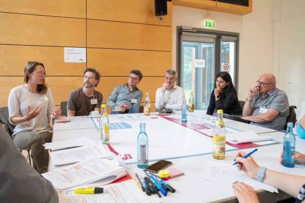 Zweiter Arbeitskreis zum Stadtentwicklungskonzept (Foto: Kokonsult) Zweiter Arbeitskreis zum Stadtentwicklungskonzept