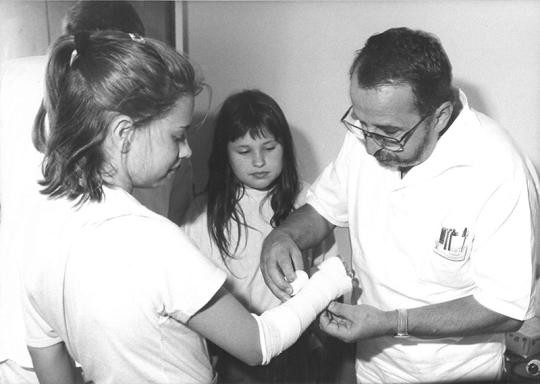 1993_02_Krankenhausbesuch_Fotograf_unbekannt