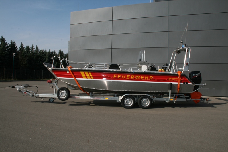 Neues Mehrzweckboot der Feuerwehr Heidelberg ( Foto: Berufsfeuerwehr Heidelberg) Neues Mehrzweckboot der Feuerwehr Heidelberg ( Foto: Berufsfeuerwehr Heidelberg)