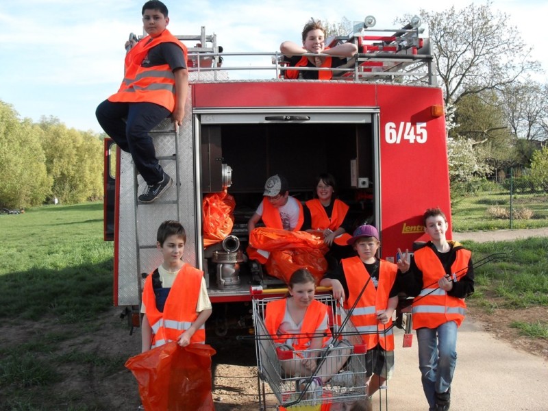 Siegerfoto Jugendfeuerwehr Wieblingen "Müllaufkäfer"(Foto:Berufsfeuerwehr Heidelberg)