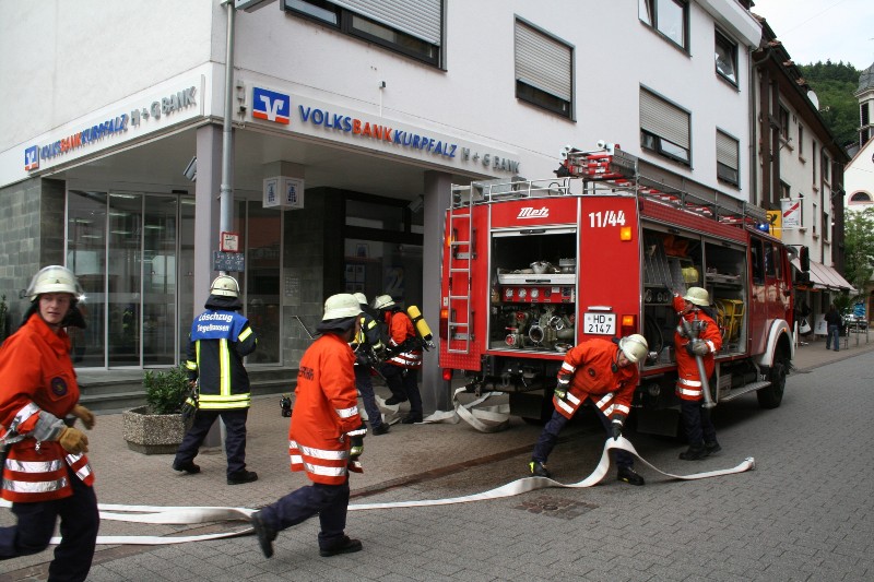 Übung in der Volksbank Kurpfalz H+G Bank ( Foto: H+G Bank )
