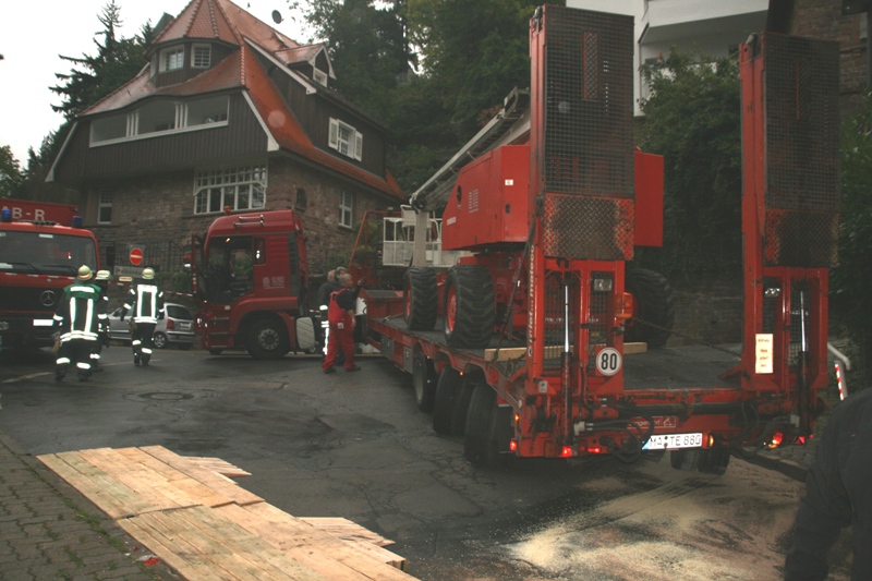 Tieflader konnte sich freifahren (Foto: Berufsfeuerwehr Heidelberg)