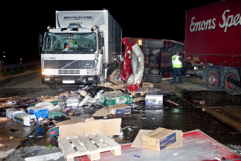 Verunfallter LKW am Kreuz Heidelberg( Foto:"Alex")