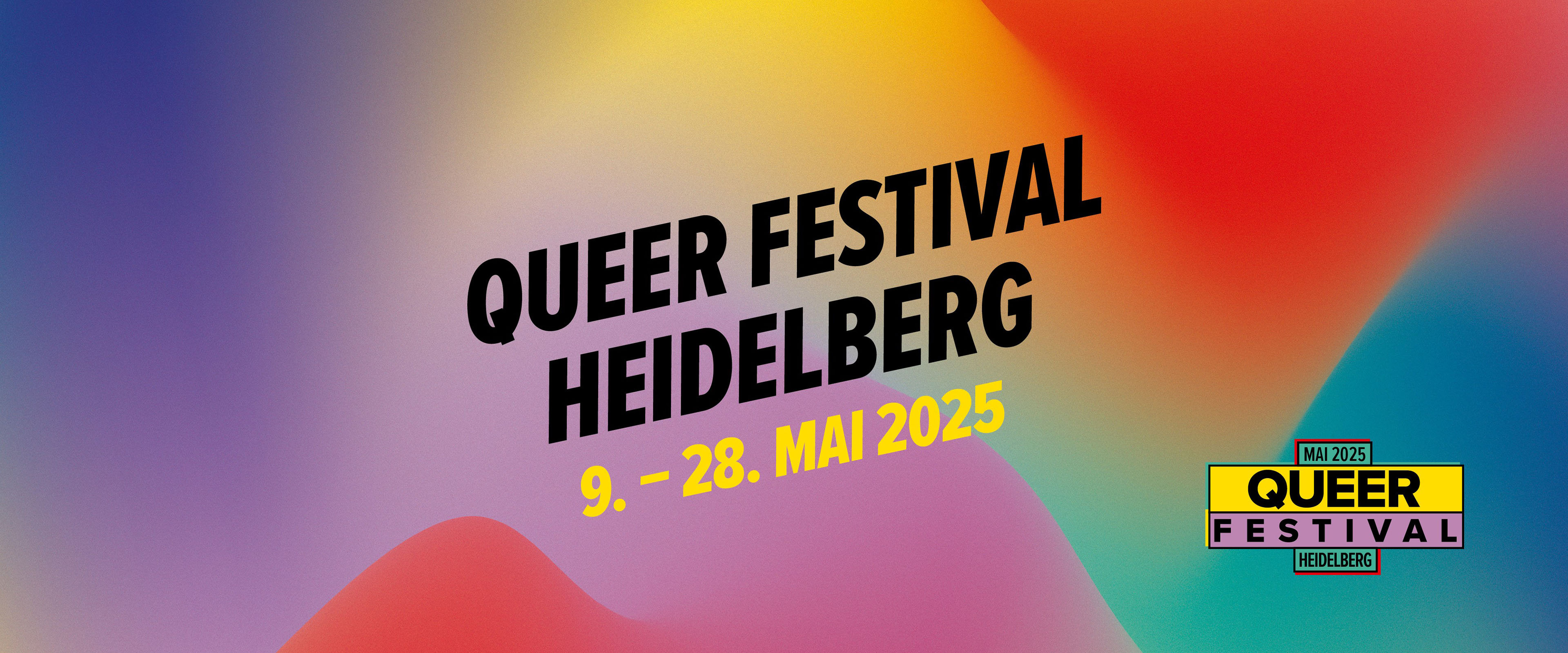 Banner mit Schriftszug Queer Festival Heidelberg auf buntem Grund