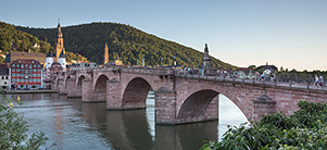 Die Alte Brücke im Abendlicht. (Foto: Diemer)