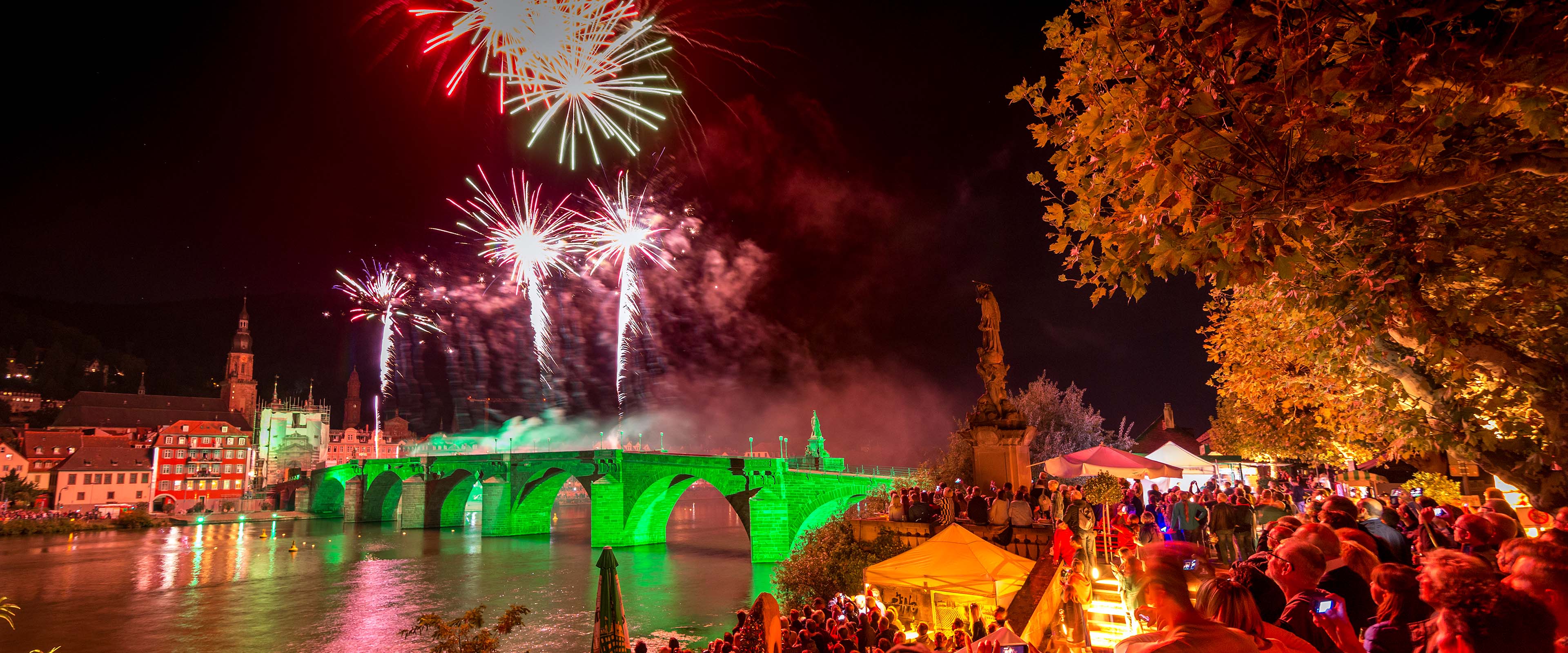 Feuerwerk auf Alter Brücke Heidelberg