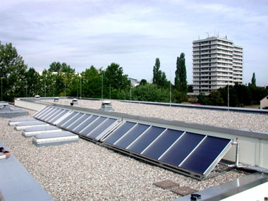 Thermische Solaranlage der Marie-Baum-Schule (Foto: Stadt Heidelberg)