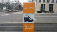 Bahn hat Vorrang (Foto: Einfach Heidelberg)
