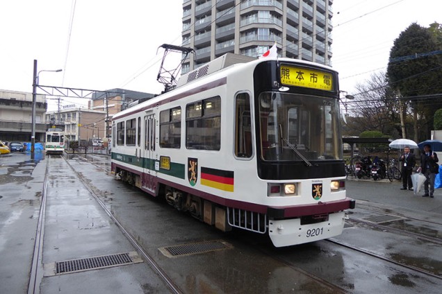 The Heidelberg tram is driving through Kumamoto for many years now. (picture: Riemer/RNZ)