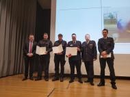 Gruppenbild der Geehrten Feuerwehrmänner für 15 Jahre Dienst in der Feuerwehr