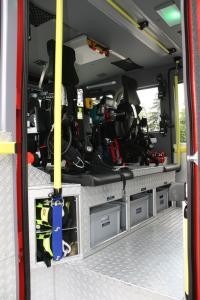 Wenig Ausstattung im Mannschaftsraum bietet die erforderliche Bewegungsfreiheit (Foto: Feuerwehr Heidelberg)