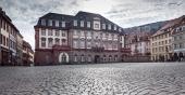 Rat-Haus der Stadt Heidelberg bei bewölktem Wetter (Foto: Diemer)