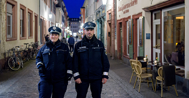 Der kommunale Ordnungsdienst sorgt in der Altstadt für Sicherheit (Foto: Rothe)