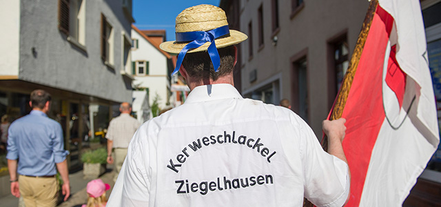 Brauchtumspflege im Stadttei Ziegelhausen (Foto: Anspach)