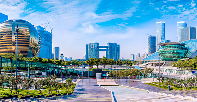 Panorama view of the city with the city hall in the middle (picture: Shutterstock) 