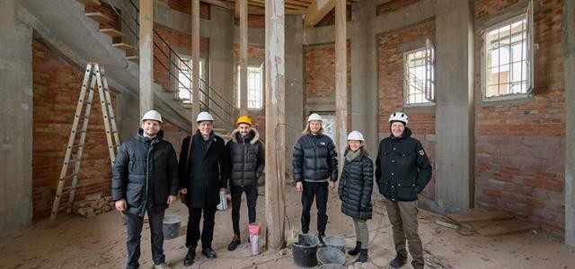 Gruppenfoto im Inneren des Wasserturms