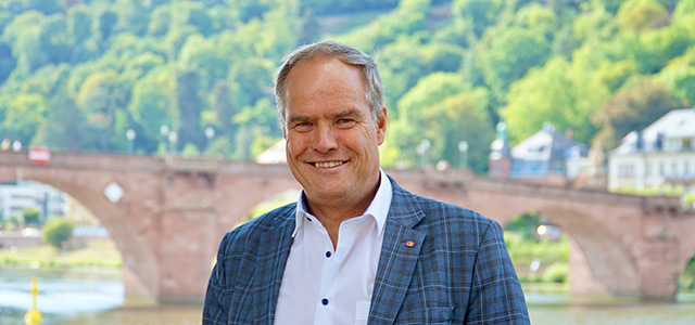 Oberbürgermeister Eckart Würzner. (Foto: Stadt Heidelberg) Portrait von Oberbürgermeister Würzner.
